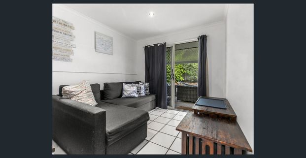 Single Level Family Home - Photo 1