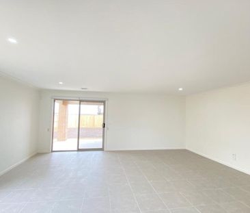 Modern Family Home! - Photo 1