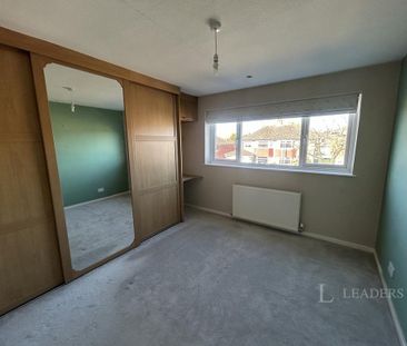 3 bedroom detached house to rent - Photo 3