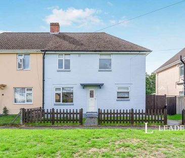 Gudge Heath Lane, PO15 - Photo 1