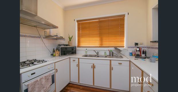 COOLBELLUP HOME IN EXCELLENT LOCATION - Photo 1