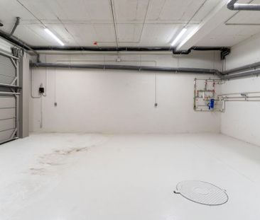 4 room luxury House for rent in Sabadell, Spain - Photo 2