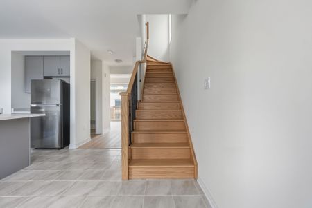 For Lease - 23 Greig Street, Brantford, Ontario - Photo 5