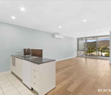 Unobstructed views to Telstra Tower and Black Mountain - Photo 2