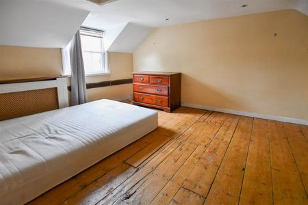 Mill Hill, Newmarket - Photo 5