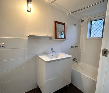 Ultra-Convenient Two-Storey Terrace in Prime City Fringe Location - Photo 4