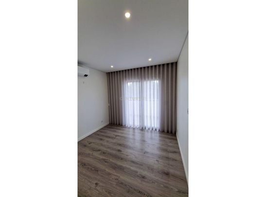 Charneca de Caparica e Sobreda, Setúbal Municipality - Photo 1