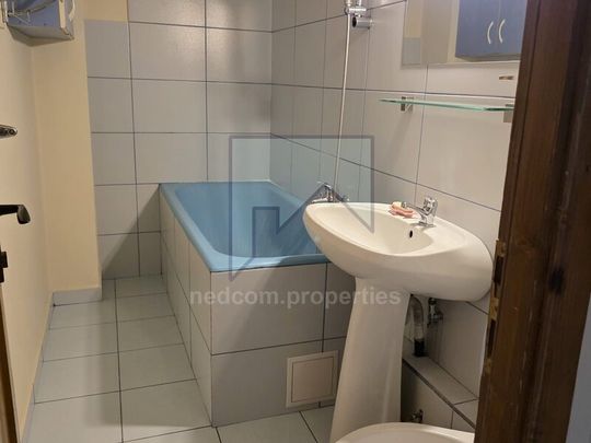 Novaci, Sebastian, inchiriere apartament 3 camere. - Photo 1
