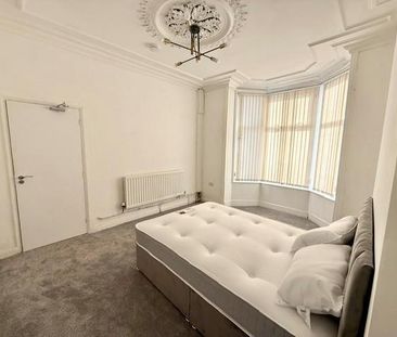 1 bedroom in a house share to rent - Photo 5