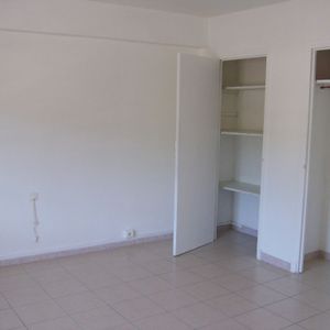 Location appartement 2 pièces, 46.80m², Limoux - Photo 2