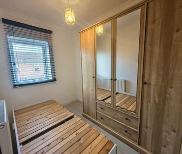 3 bedroom semi-detached house to rent - Photo 6