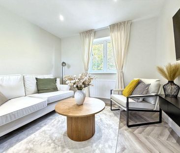 2 bed upper flat to rent in NE5 - Photo 2