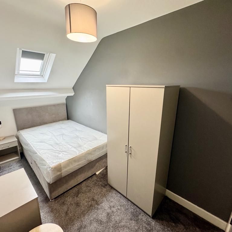 6 bedroom house share to rent - Photo 1