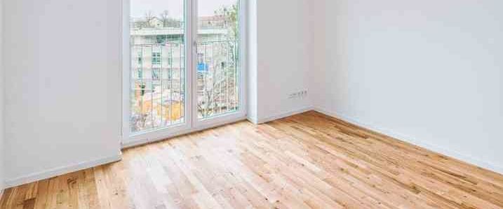 Rollstuhlgerechte 2-Zimmer-Wohnung mit hochwertiger Ausstattung, Einbauküche und Balkon! - Photo 1