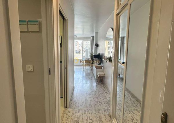 Rented HALF SEASON from 1/10/2025-30/04/2026 BEAUTIFUL APARTMENT IN THE HEART OF TORREMOLINOS CENTER.