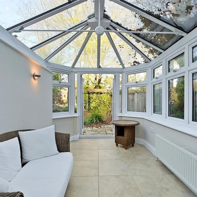 3 bedroom terraced house to rent - Photo 1