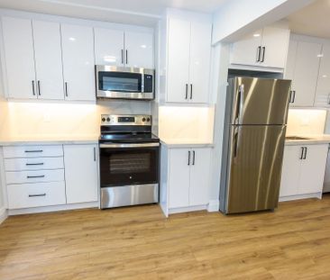 For Lease - 250 Ashley Street, Belleville, Ontario - Photo 6