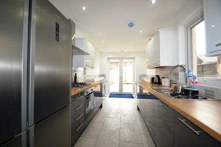 Darran Street, Cathays - Photo 3