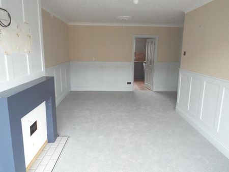 3 bedroom terraced house to rent - Photo 2