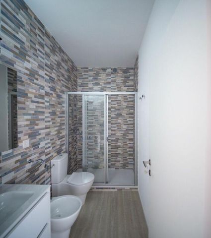 8900 Chiasso, Via G. Guisan 21a, appartamento no. 2140 - Foto 3