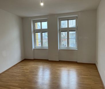 Mautner-Markhof-Gasse - sanierter 2 Zimmer Altbau mit extra Wohnküche - Photo 2
