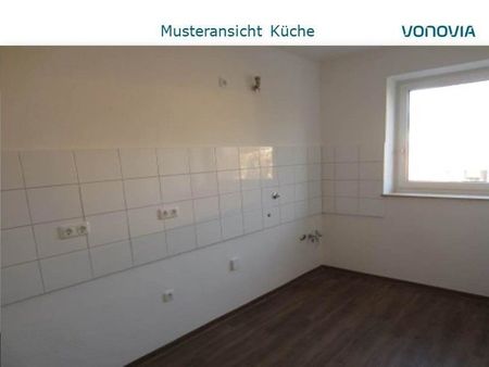 Klasse 2-Zimmer-Wohung mit Balkon im modernisierten Emscherblick! - Foto 2