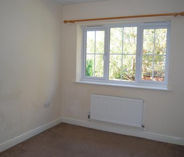 3 bedroom detached house to rent - Photo 6