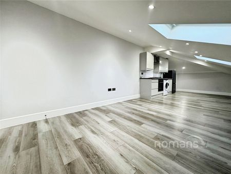 apartment to rent - Photo 3