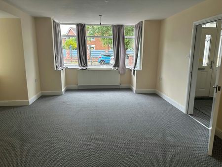 2 Lumley Crescent, Skegness, PE25 - Photo 4