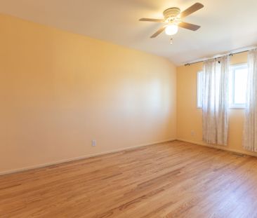 For Lease - 728 Krosno Boulevard, Pickering, Ontario - Photo 6