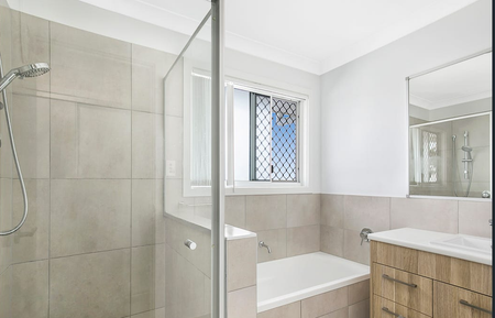 17 Cardwell Circuit, Thornlands QLD 4164 - House For Rent | Domain - Photo 4