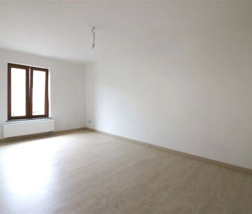 Gerenoveerde woning, drie slpk., zuidtuin in centrum te Zichem - Photo 3