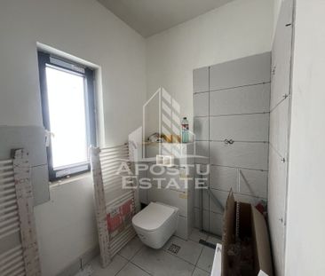 De închiriat vila cu pozitie excelenta, ptr locuit sau sediu firma - Photo 1