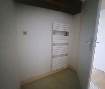 Location Appartement 1 pièce 53m² LA ROCHELLE 17000 - Photo 6