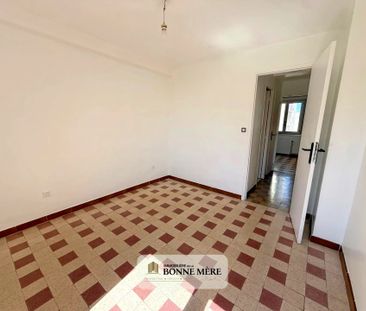 Location Appartement 3 pièces 50m² MARSEILLE 10ème - Photo 6