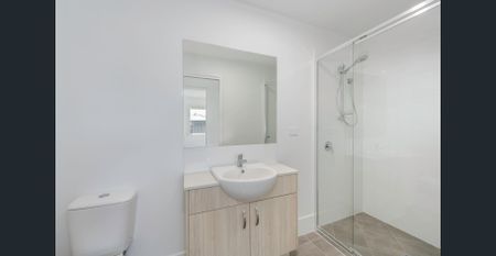 Fresh, Modern & Conveniently Located in Greta - Photo 4