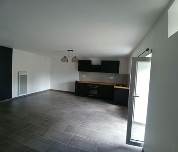 Location Maison 5 pièces 125m² - Photo 1