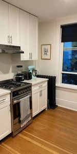 2,650/ Beautiful - 1455 W 8th Av - Photo 3