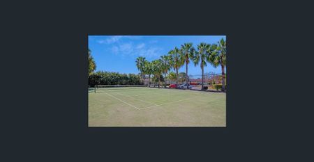 $780 per week - Photo 4