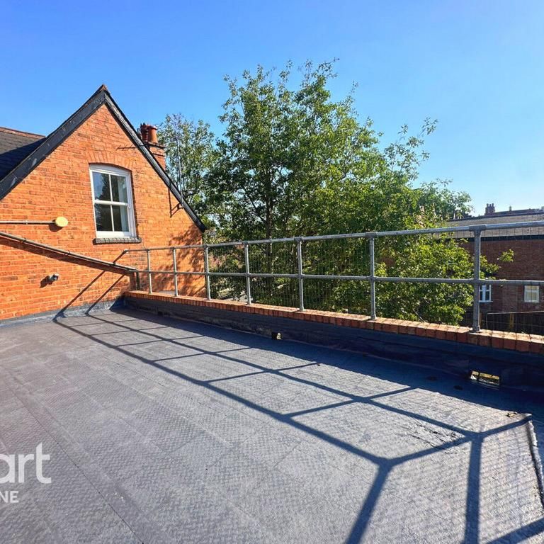 5 bedroom terraced house to rent - Photo 1