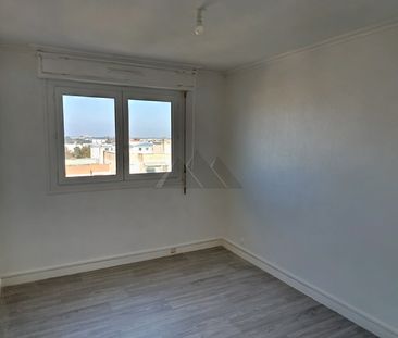 Location Appartement 5 pièces 83m² - Photo 4