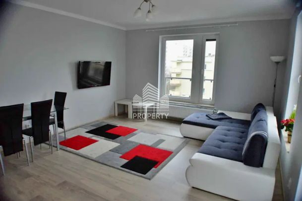 Oś. Sztuk Pięknych, apartamentowiec, duży taras - Photo 1