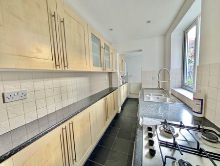 Edinburgh Road, Norwich - Photo 5