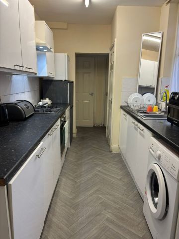 Room in a Shared House, Wilberforce Road, LE3 - Photo 5