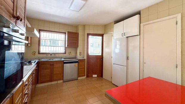 Piso de alquiler en Jaume III - Photo 1