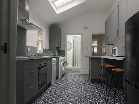 84, Ambrose Street, Fulford - Photo 4