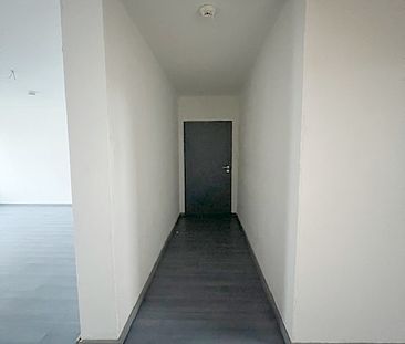 Helle 3-Zimmer-Wohnung mit großem sonnigem Balkon in zentrumsnaher Lage - Photo 3