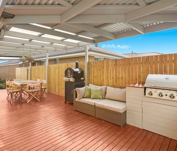 Beautiful Family Home! - Photo 6