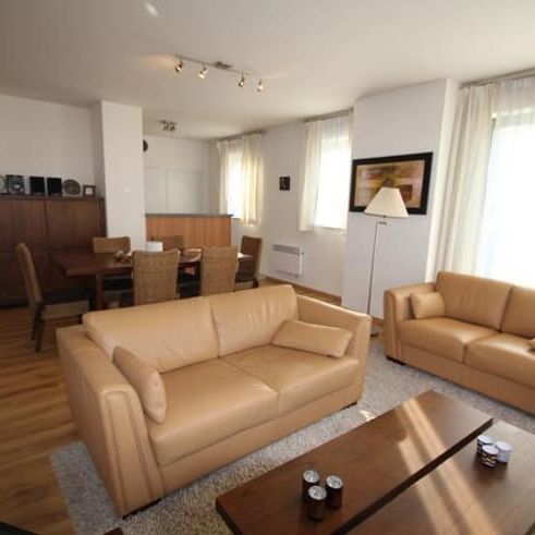Appartement te huur - Photo 1