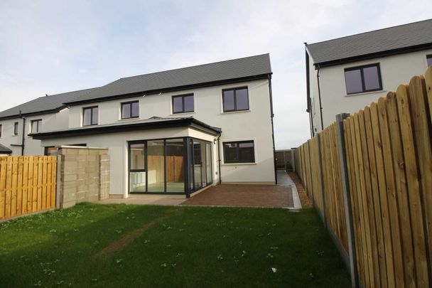 The Avenue, Heathfield Estate, Ballincolli - Photo 1